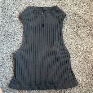 Sleeveless Ribbed Gray Top